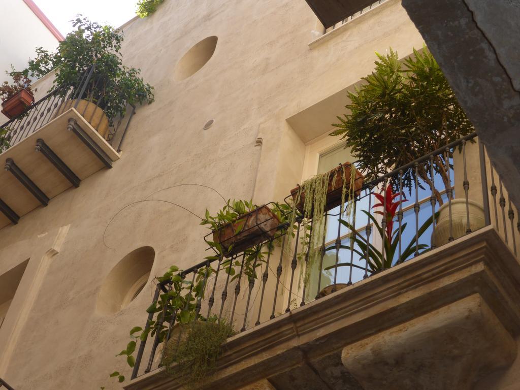 Appartamento In Palazzo Lampedusa Palerme Extérieur photo