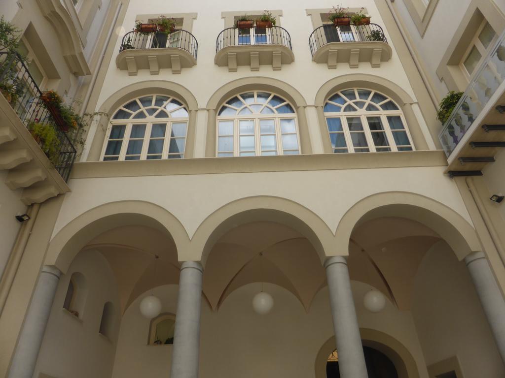 Appartamento In Palazzo Lampedusa Palerme Extérieur photo