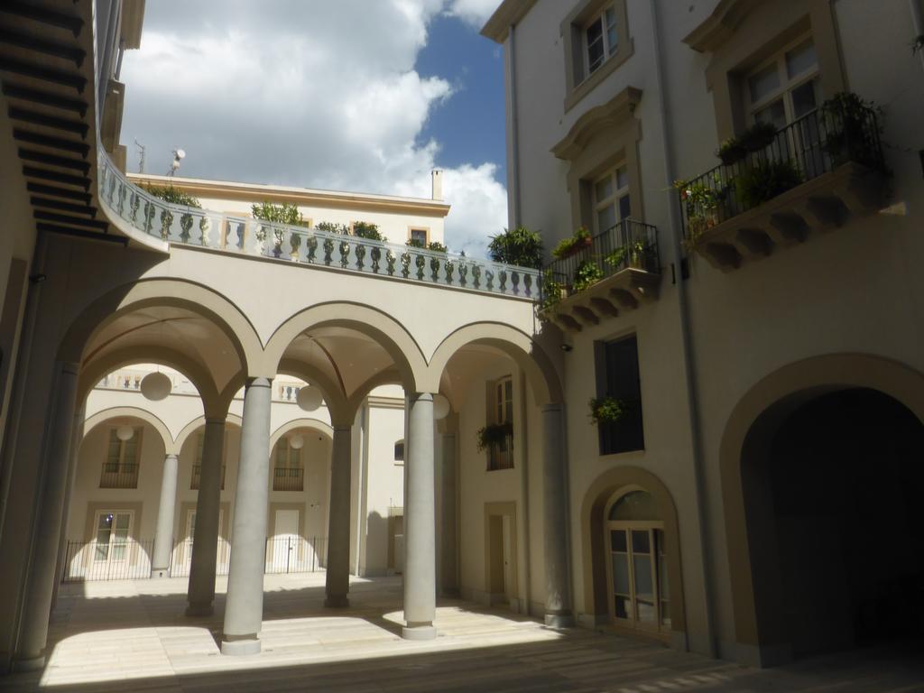 Appartamento In Palazzo Lampedusa Palerme Extérieur photo