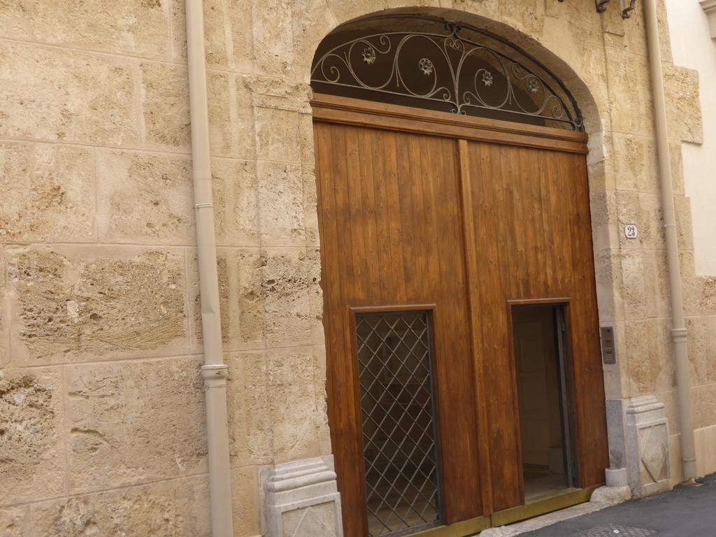 Appartamento In Palazzo Lampedusa Palerme Extérieur photo