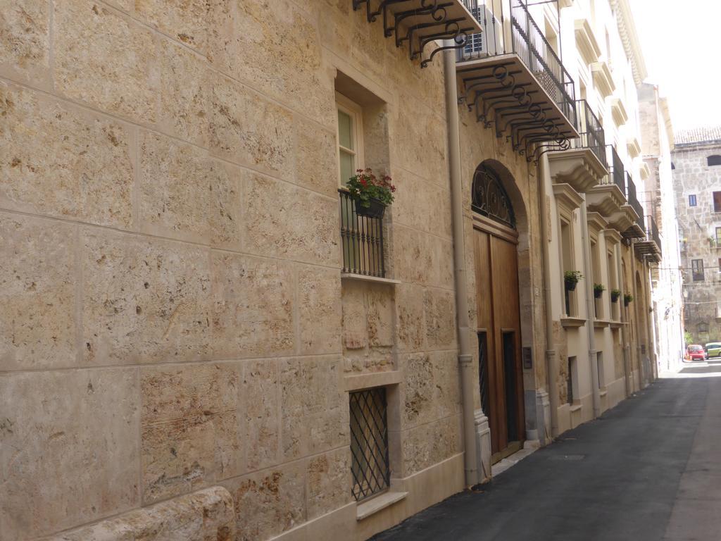 Appartamento In Palazzo Lampedusa Palerme Extérieur photo