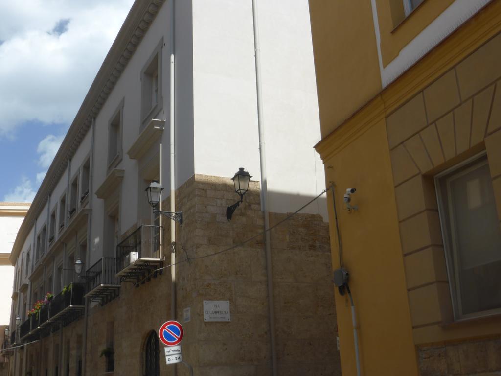 Appartamento In Palazzo Lampedusa Palerme Extérieur photo